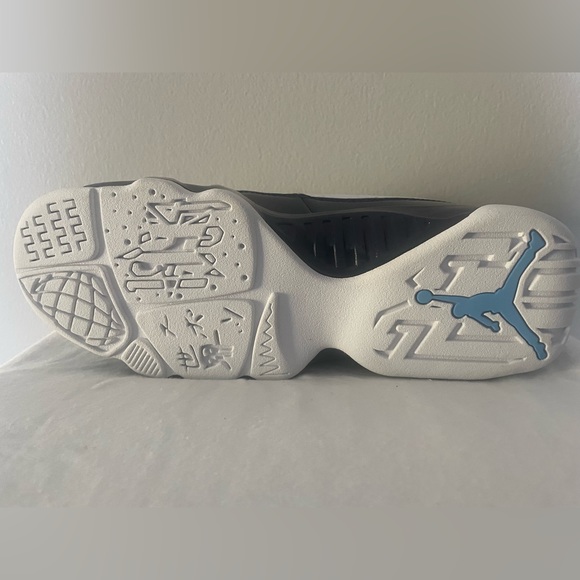 Jordan 9 retro UNC - Picture 3 of 7